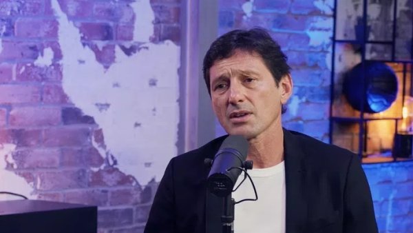 2026世界杯中国线上平台 莱昂纳多：王人沃和我相通很年青就持教权门，他的优秀是不消置疑的