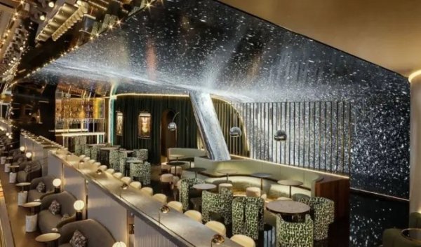 世界杯(中国) 官方：皇马通过抓法契约从头获取伯纳乌Sky Bar的总共权