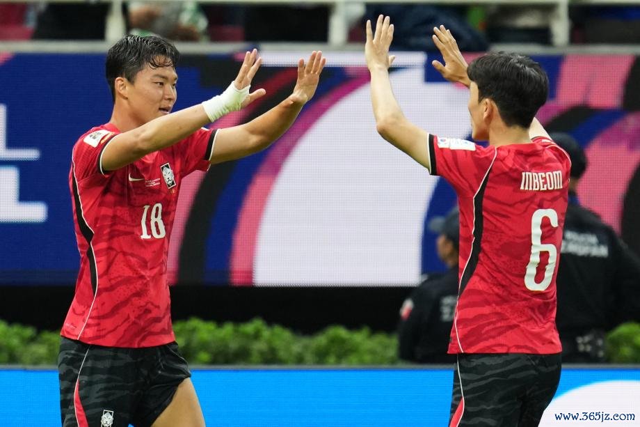 [图]宇宙杯：黄仁范传射吴贤揆制胜球 韩国2-1逆转捷克2026世界杯中国线上平台